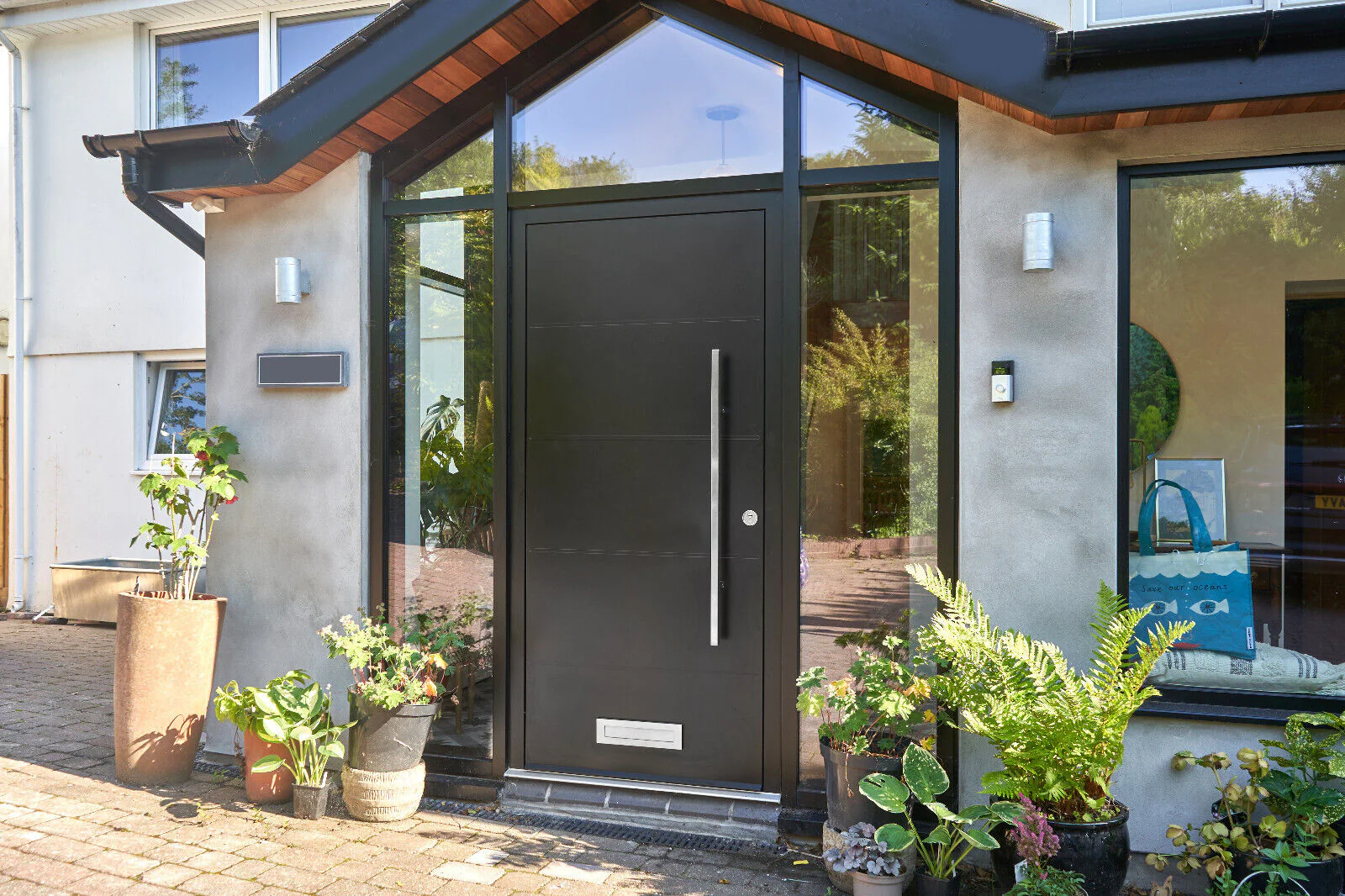 Bespoke Aluminium Front Door - Image 3