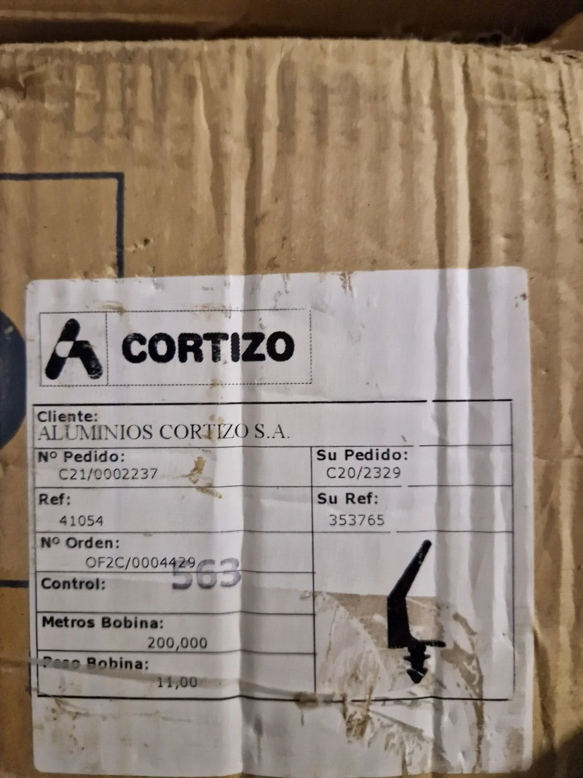 Cortizo bottom seal Gasket - 353765-5 meter length-for Bifold aluminium doors - Image 3
