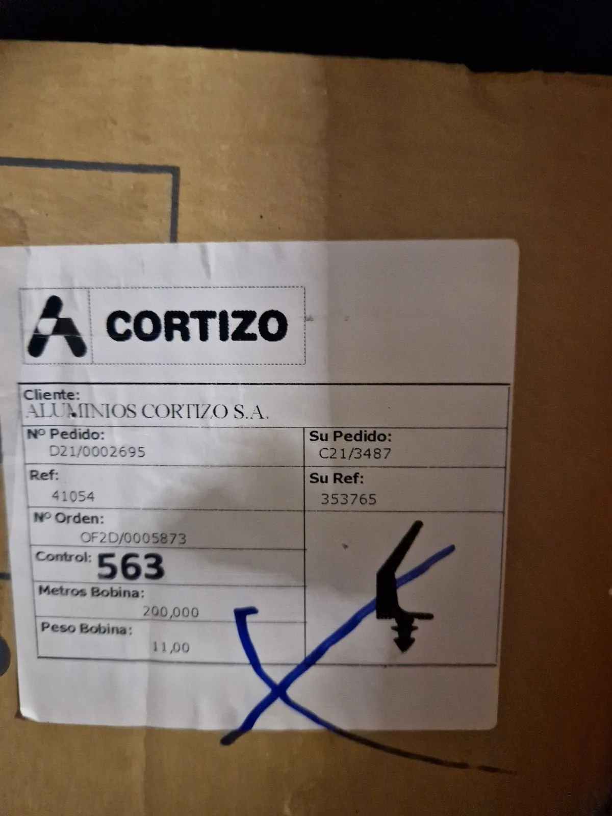 Cortizo bottom seal Gasket - 353765-5 meter length-for Bifold aluminium doors - Image 4