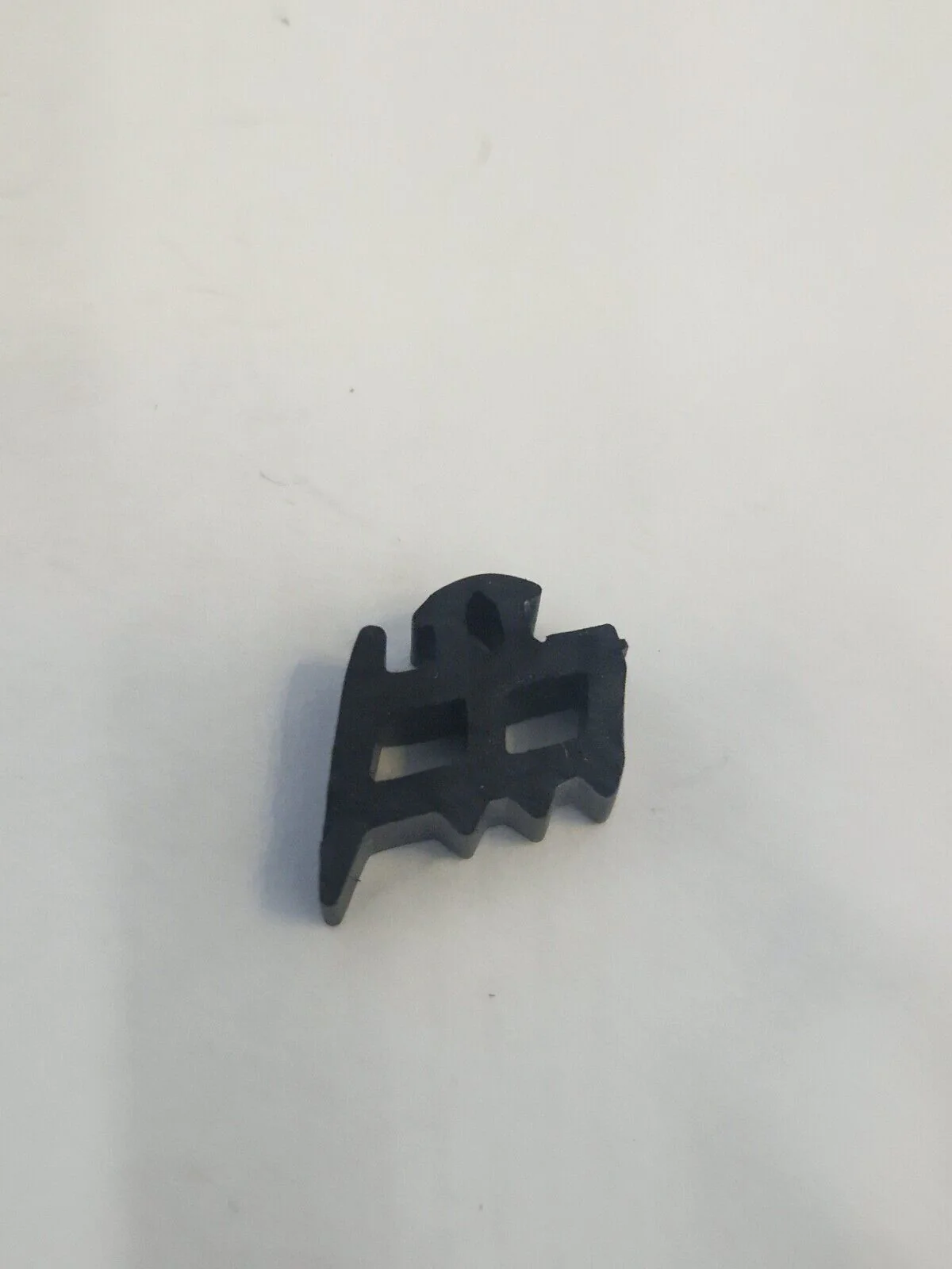 Cortizo inner Gasket for tilt and turn aluminum windows - 400127-5 meter length - Image 3